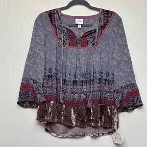 Knox Rose Gray Tide Blouse Size Small NWT